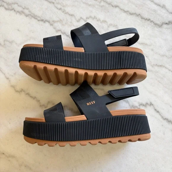 Reef Water Vista Higher Sandal Size 8 - Picture 3 of 7